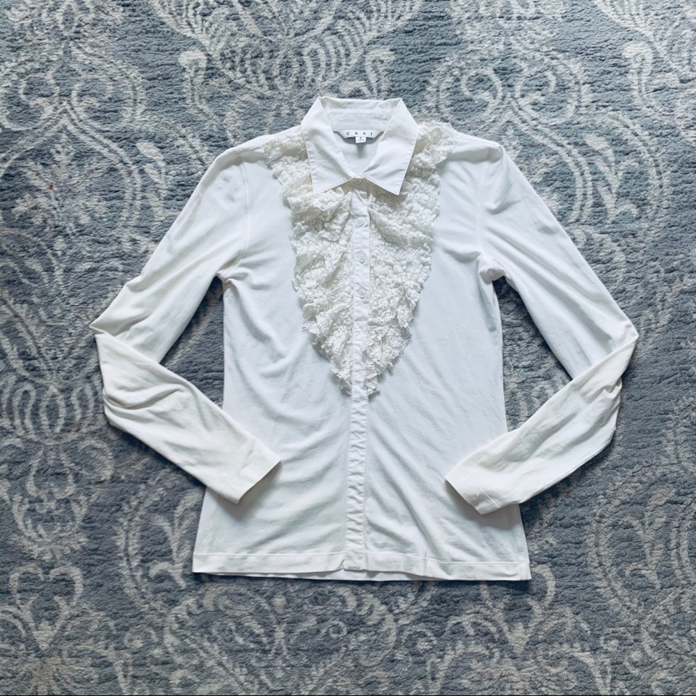 CAbi | Ruffle Button Top